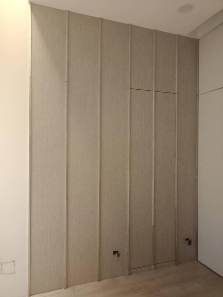 壁面隱藏門dwp31 編藻木紋 壁面s115 白色 牆面 達冠國際室裝貼膜 壁面貼皮 天花板貼皮 廚具貼皮 防火門貼皮 系統櫃貼皮